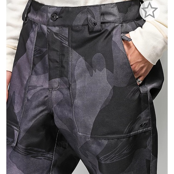 ThirtyTwo Sz: Small Sweeper Black Camo 10K Snowboard Pants Camo Black Gray - Picture 8 of 9